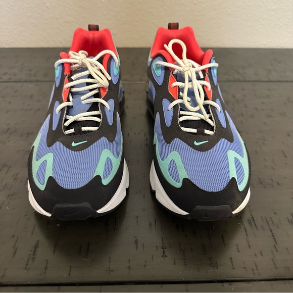 Nike Air Max 200 Royal Pulse Sneakers